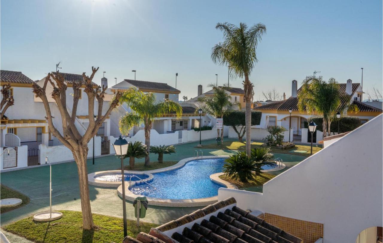 4 Bedroom Cozy Home In Pilar De La Horadada Exteriér fotografie