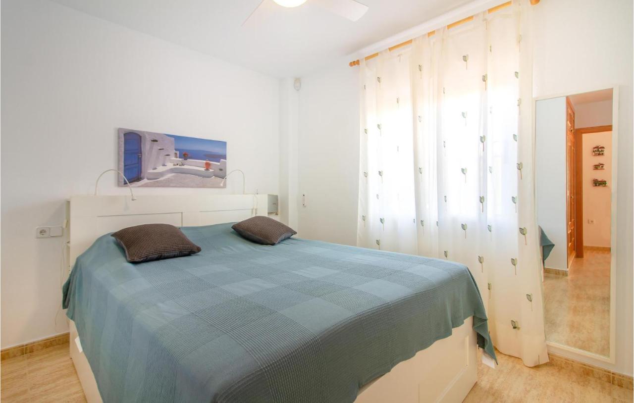 4 Bedroom Cozy Home In Pilar De La Horadada Exteriér fotografie